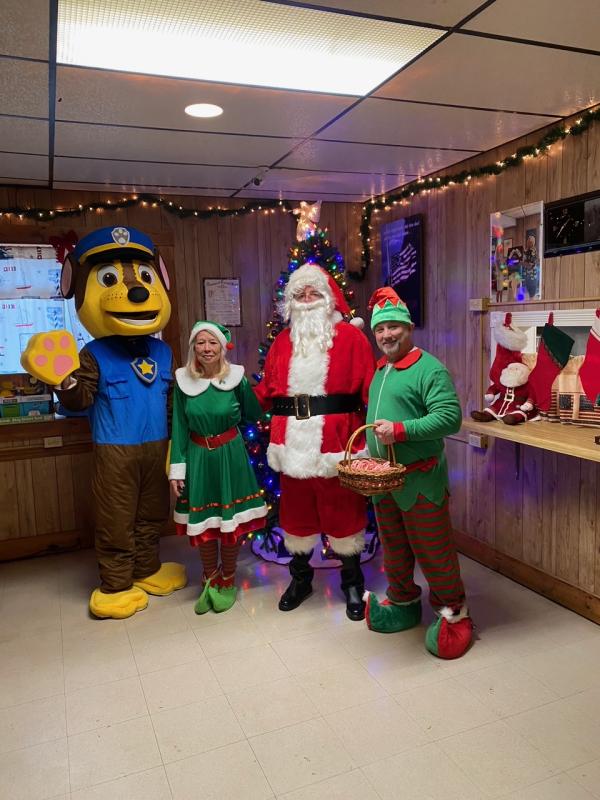 Milton VFW Post 6984 hosts children’s Christmas party Cape Gazette